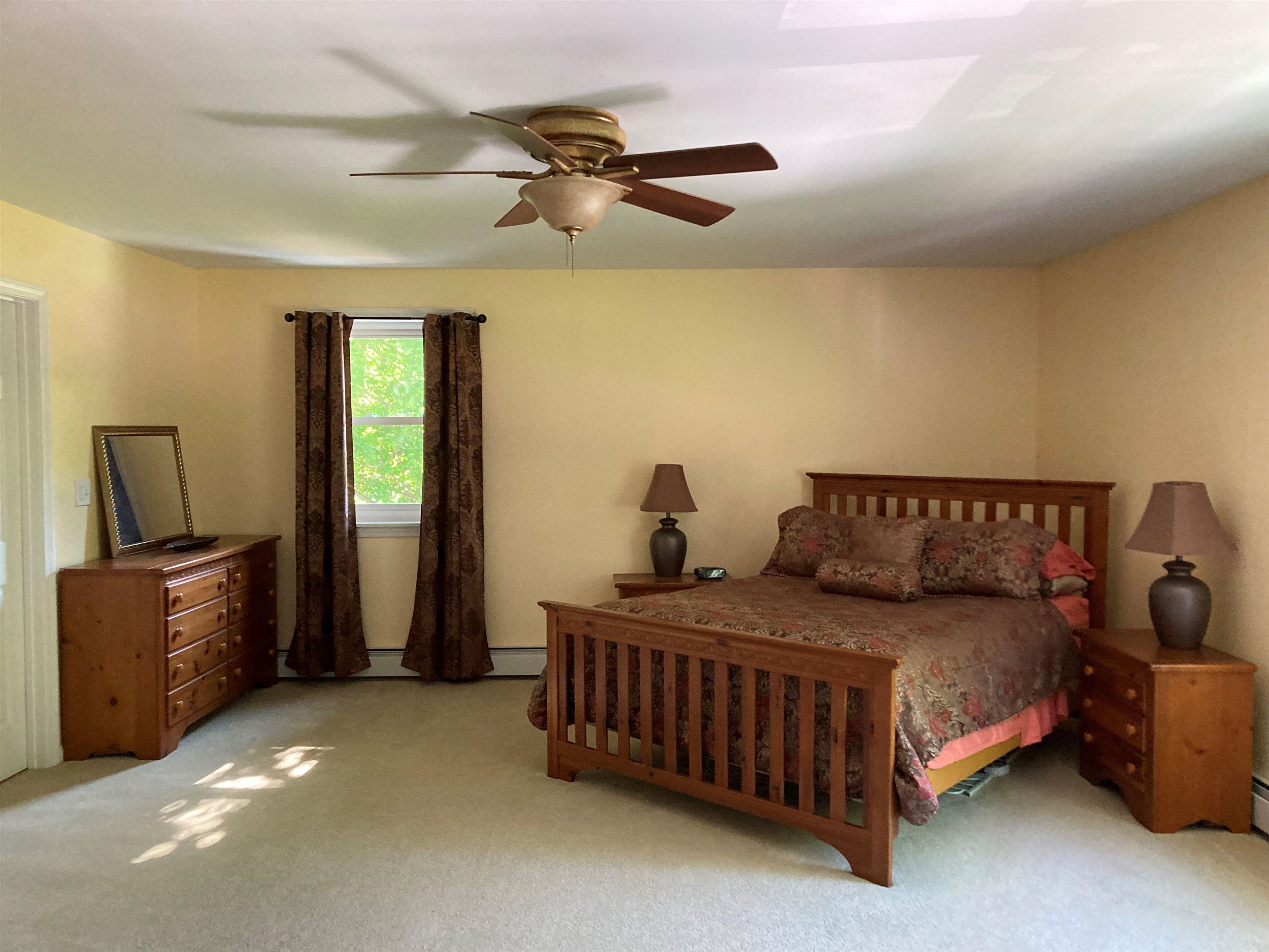 44 Walnut Hill Road Derry, NH 03038 - Photo 22 of 40