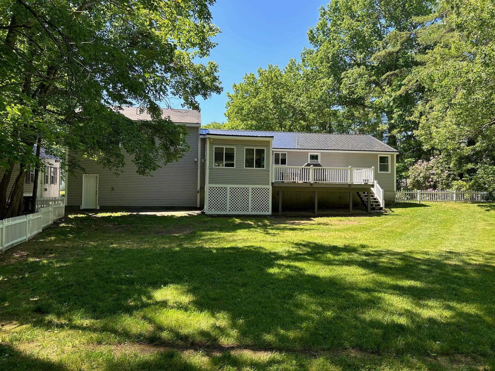 44 Walnut Hill Road Derry, NH 03038 - Photo 5 of 40