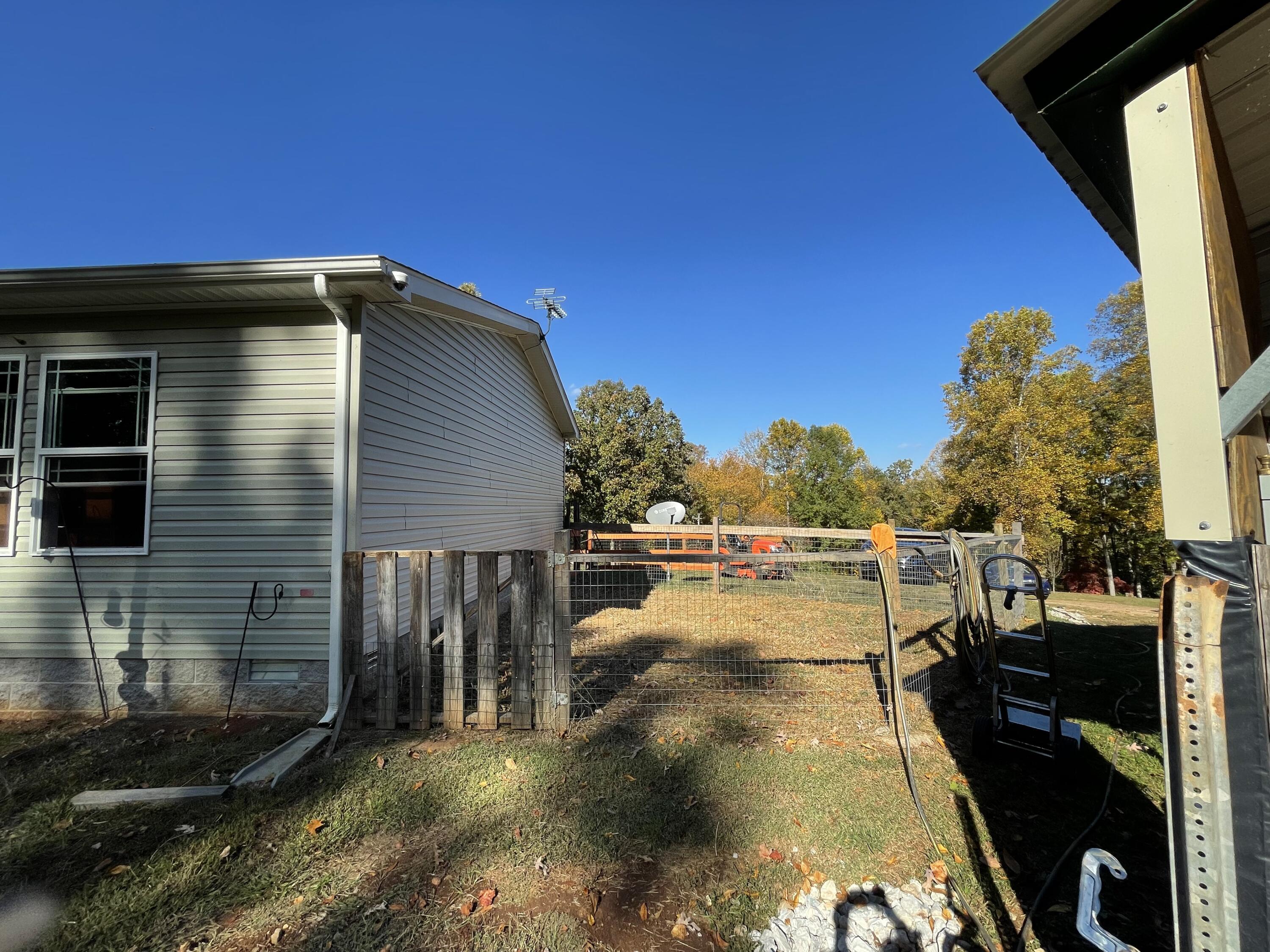 136 Hillview Road Ten Mile, TN 37880 - Photo 32 of 58 IMG_6277