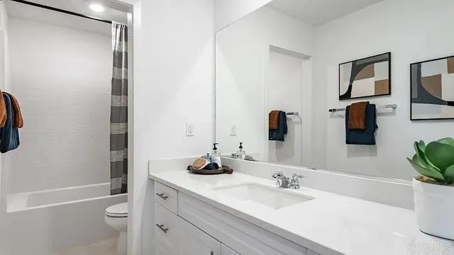 $3,199 | 31675 Viviante Drive, Winchester, CA 92596