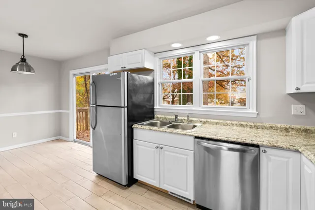 $375,000 | 314 Woodleaf Court, Glen Burnie, MD 21061