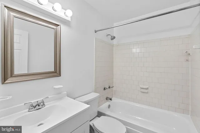 $350,000 | 314 Woodleaf Court, Glen Burnie, MD 21061