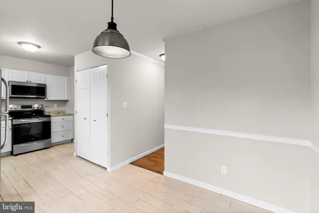 $375,000 | 314 Woodleaf Court, Glen Burnie, MD 21061