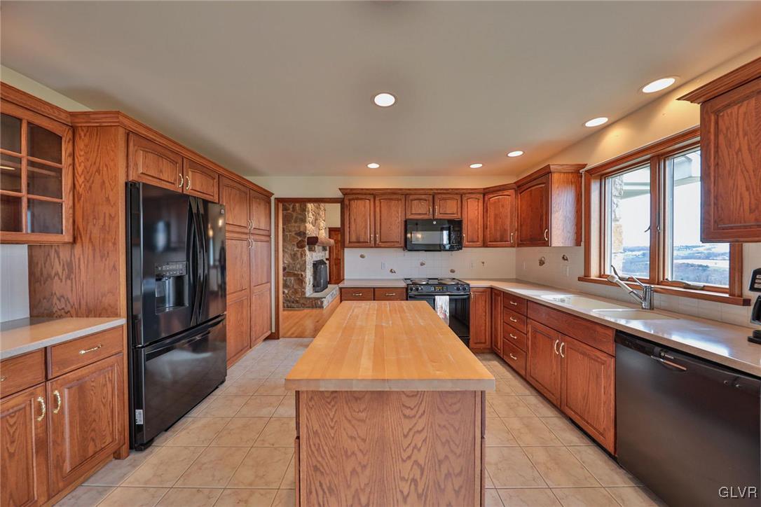 7747 County Bridge Road Slatington, PA 18080 - Photo 21 of 50 Gallery Image 21