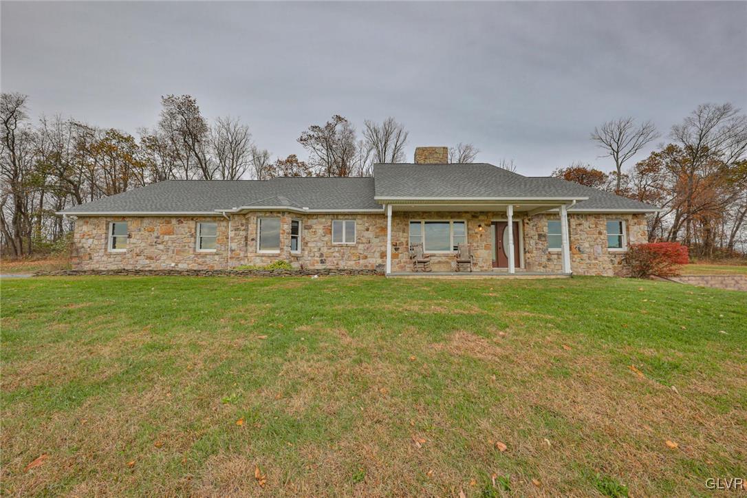 7747 County Bridge Road Slatington, PA 18080 - Photo 4 of 50 Gallery Image 4