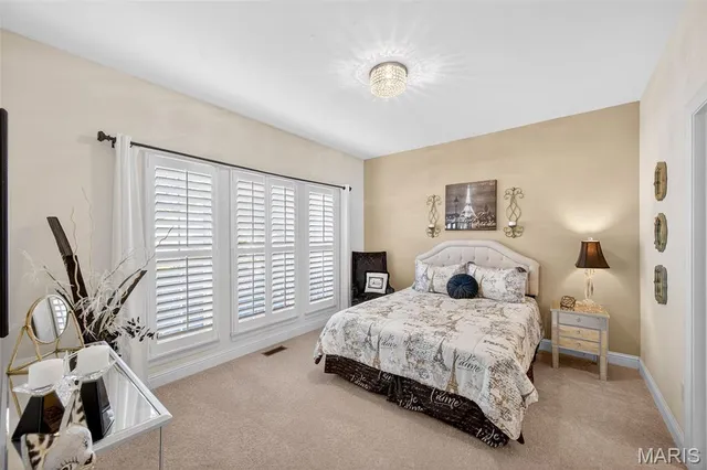 $469,900 | 1716 Moss Rock Drive, St. Charles, MO 63303