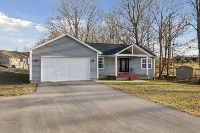 461 Helvetia Road, Unit N London, KY 40741 - Photo 2 of 29 IMG_9136