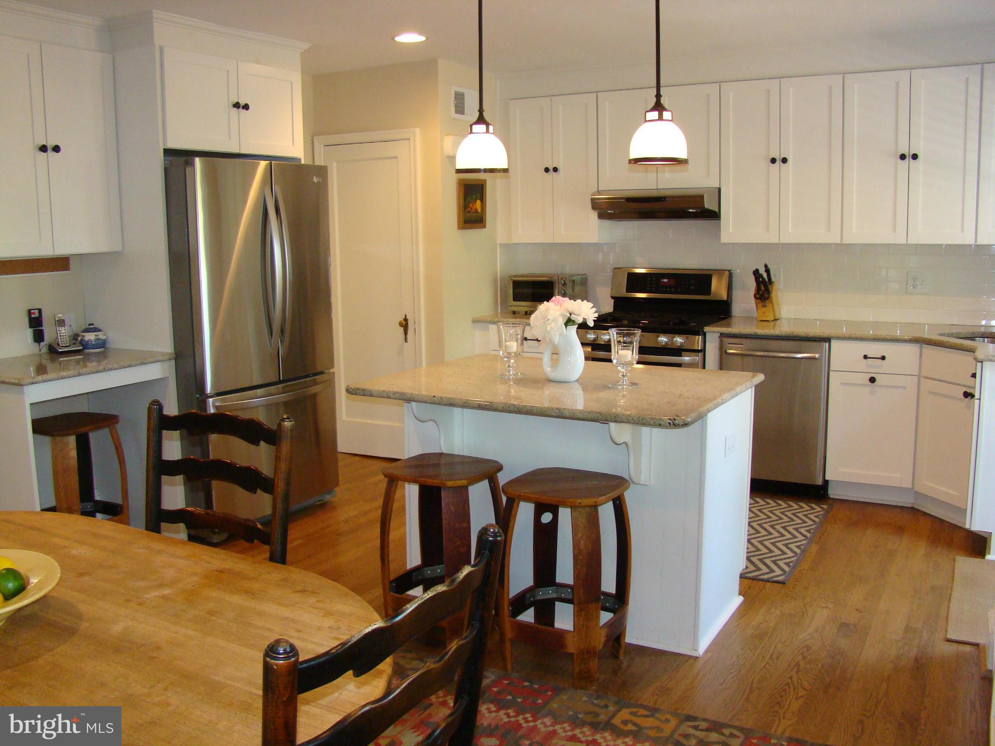 136 Murdock Road Baltimore, MD 21212 - Photo 5 of 26 Kitchen