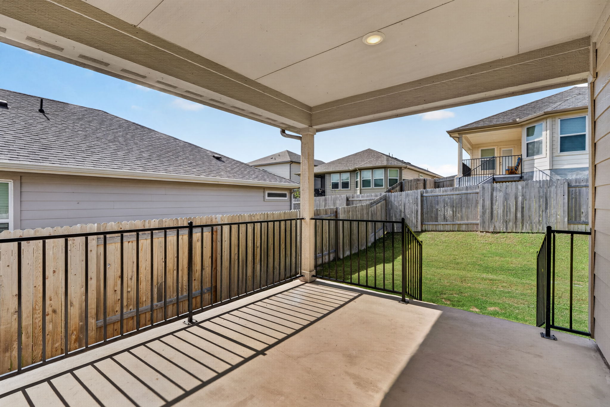 228 El Capitan Loop Dripping Springs, TX 78620 - Photo 22 of 24