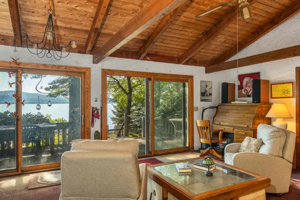$895,000 | 120 Big Barndoor Island, Alton, NH 03810