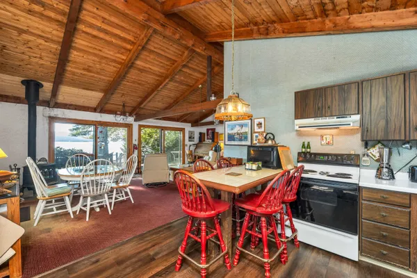 $895,000 | 120 Big Barndoor Island, Alton, NH 03810