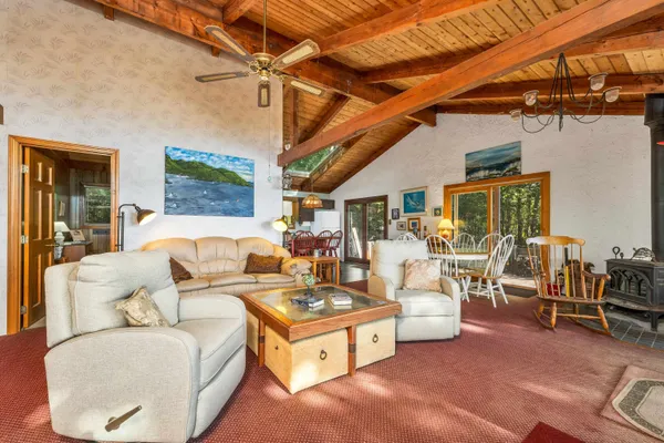 $895,000 | 120 Big Barndoor Island, Alton, NH 03810