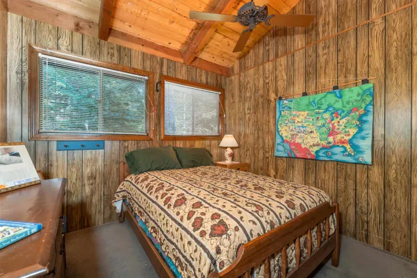 $895,000 | 120 Big Barndoor Island, Alton, NH 03810