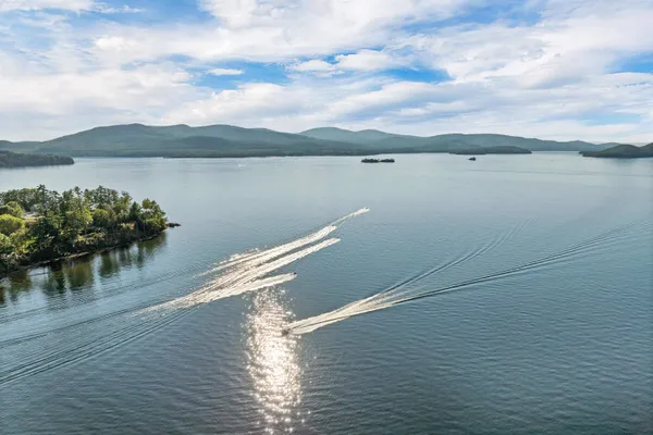 $895,000 | 120 Big Barndoor Island, Alton, NH 03810