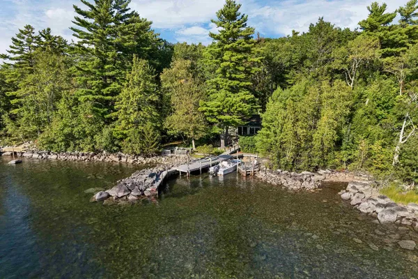 $895,000 | 120 Big Barndoor Island, Alton, NH 03810