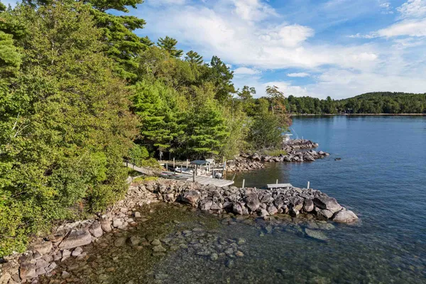 $895,000 | 120 Big Barndoor Island, Alton, NH 03810