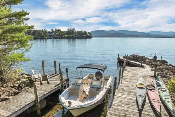 $895,000 | 120 Big Barndoor Island, Alton, NH 03810