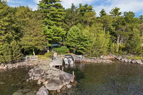 $895,000 | 120 Big Barndoor Island, Alton, NH 03810