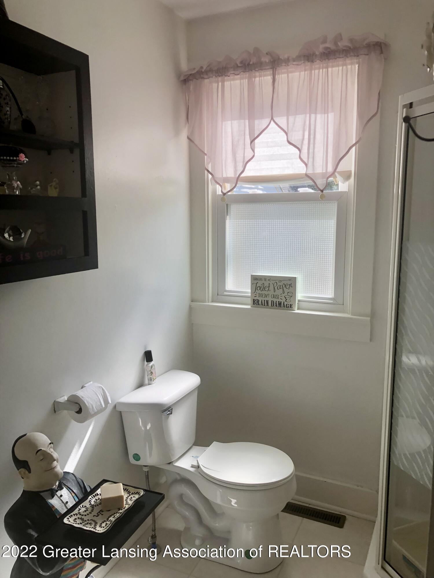 2464 North Eifert Road Holt, MI 48842 - Photo 14 of 26 IMG_9902