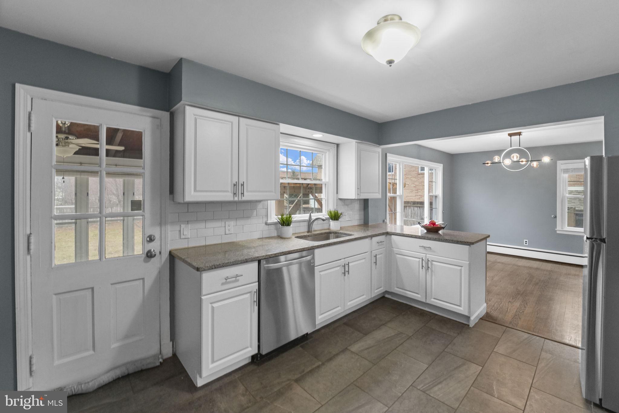 2547 Yardville Hamilton Square Road Hamilton, NJ 08690 - Photo 12 of 25