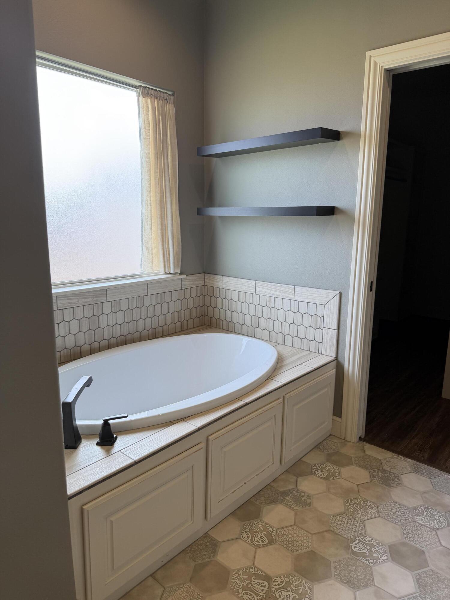 1131 17th Street Shallowater, TX 79363 - Photo 4 of 6 IMG_6617