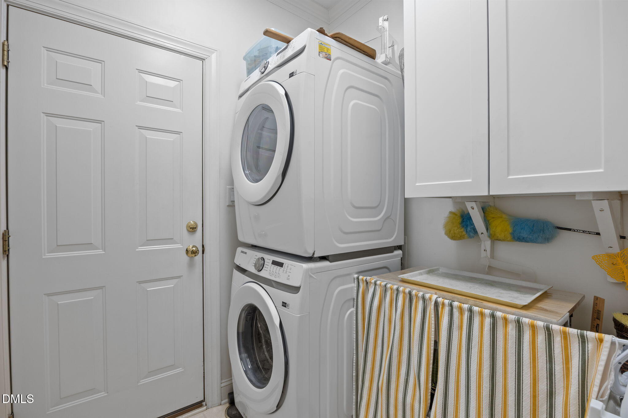 7417 Fontana Ridge Lane Raleigh, NC 27613 - Photo 20 of 54 a utility room with dryer and washer