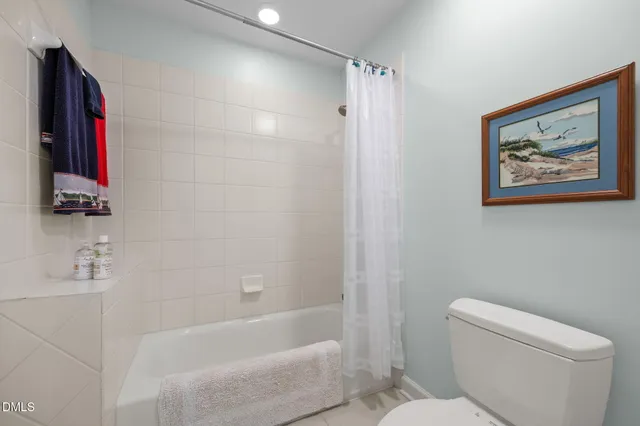 $649,900 | 7417 Fontana Ridge Lane, Raleigh, NC 27613