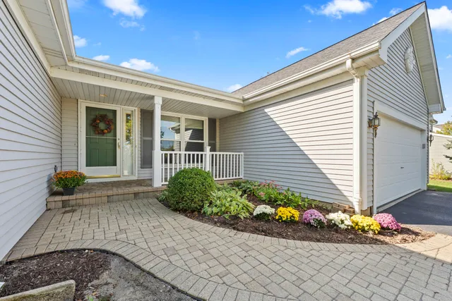 $400,000 | 143 Winddance Drive, Lake Villa, IL 60046