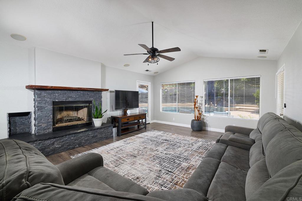1989 Rockhoff Road Escondido, CA 92026 - Photo 12 of 45