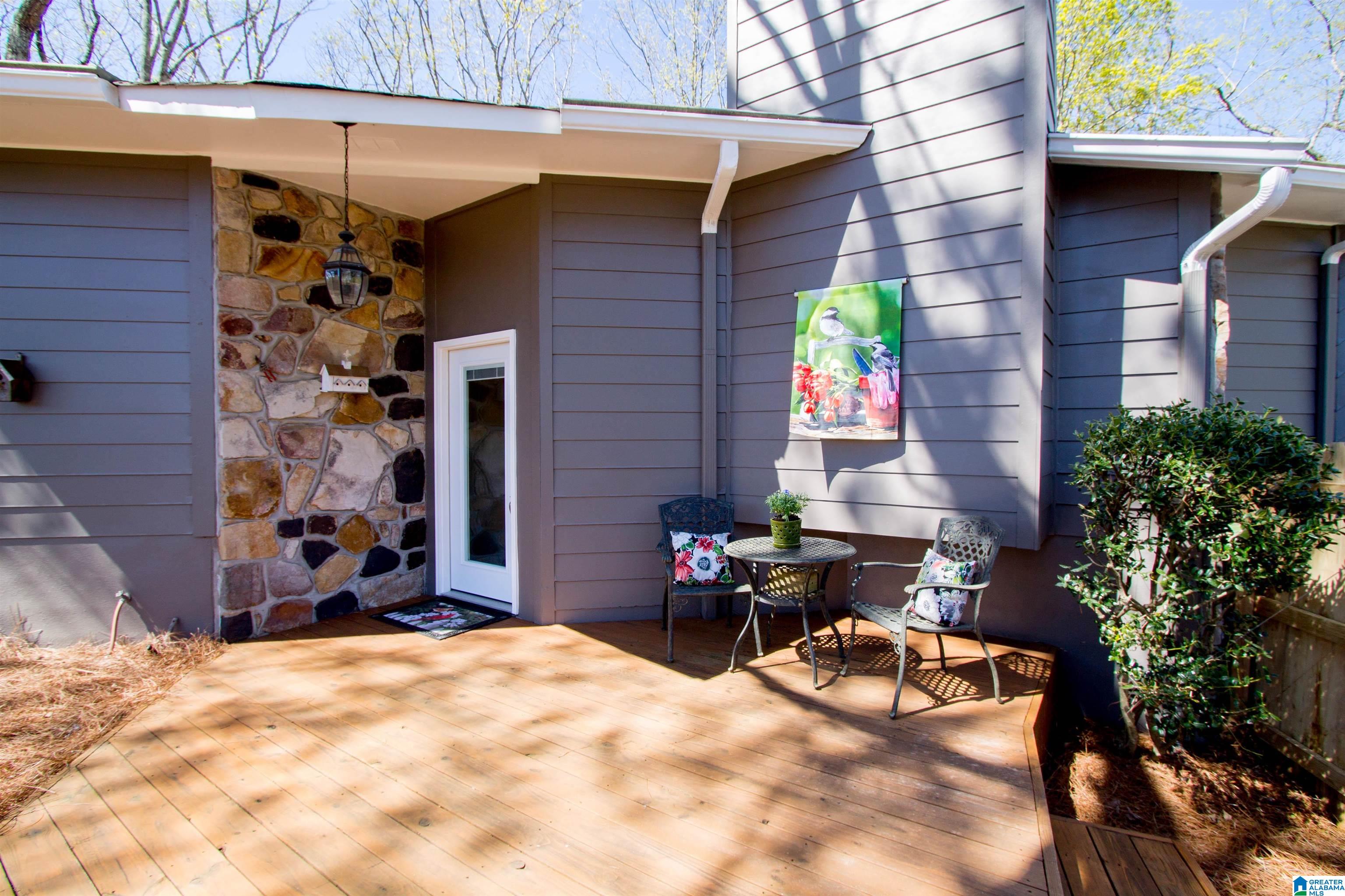 3902 South Shades Crest Road Birmingham, AL 35244 - Photo 5 of 20