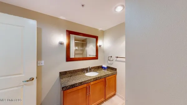 $314,900 | 2060 Beach Boulevard, Unit 106, Biloxi, MS 39531
