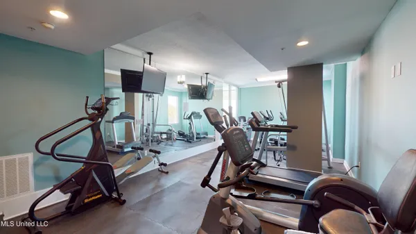 $314,900 | 2060 Beach Boulevard, Unit 106, Biloxi, MS 39531