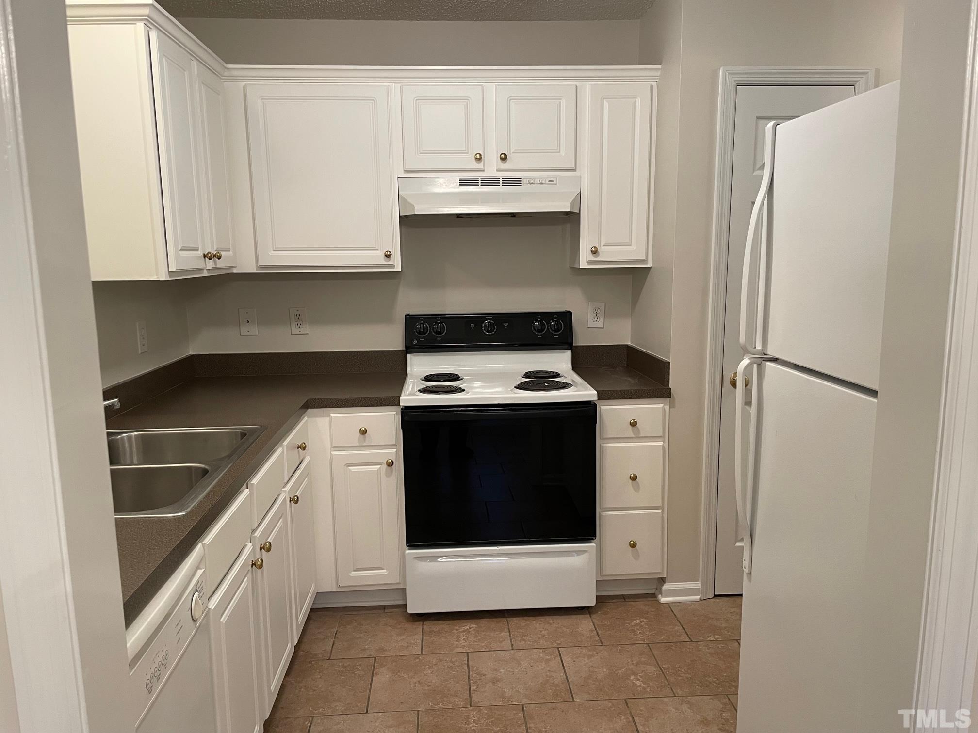 276 South Raleigh Street Angier, NC 27501 - Photo 8 of 22 Gallery Image 8