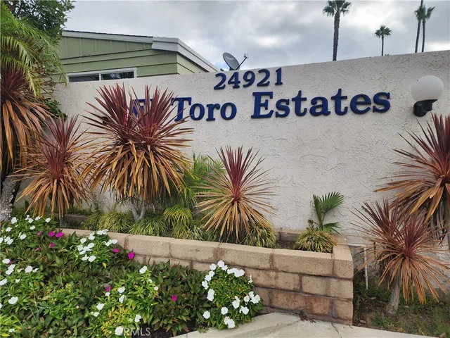 $190,000 | 24921 Muirlands Boulevard, Unit 265, Lake Forest, CA 92630