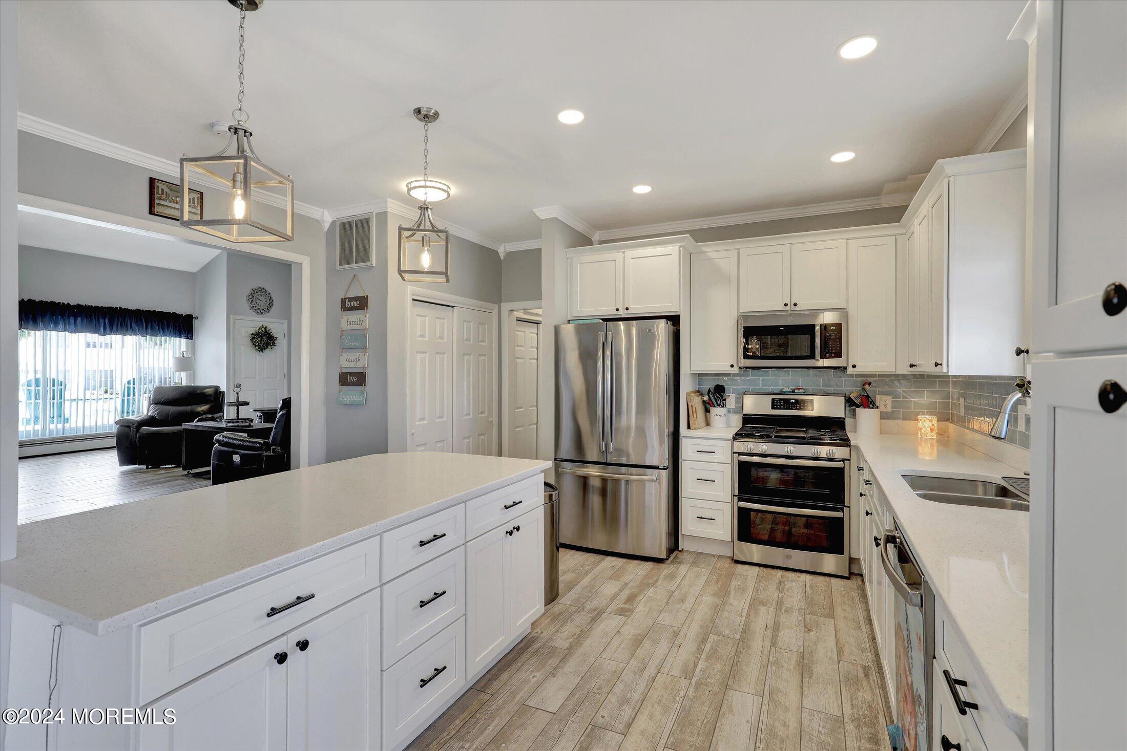 1213 Varuna Drive Forked River, NJ 08731 - Photo 21 of 70 21-Kitchen