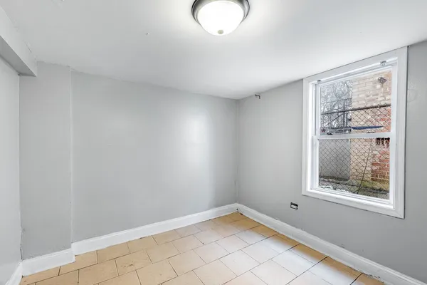 $149,000 | 9020 South University Avenue, Chicago, IL 60619
