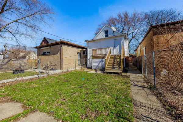 $149,000 | 9020 South University Avenue, Chicago, IL 60619
