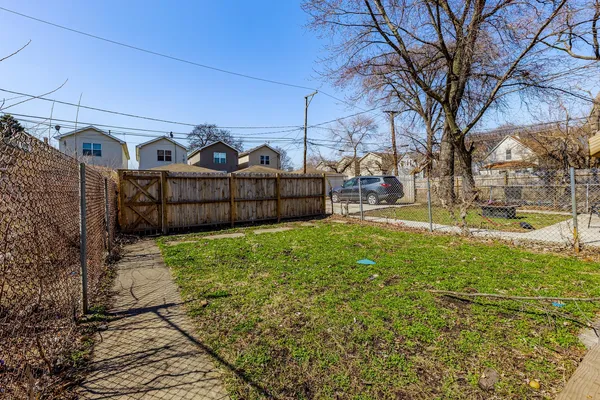 $149,000 | 9020 South University Avenue, Chicago, IL 60619