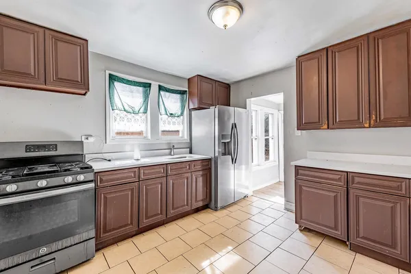$149,000 | 9020 South University Avenue, Chicago, IL 60619