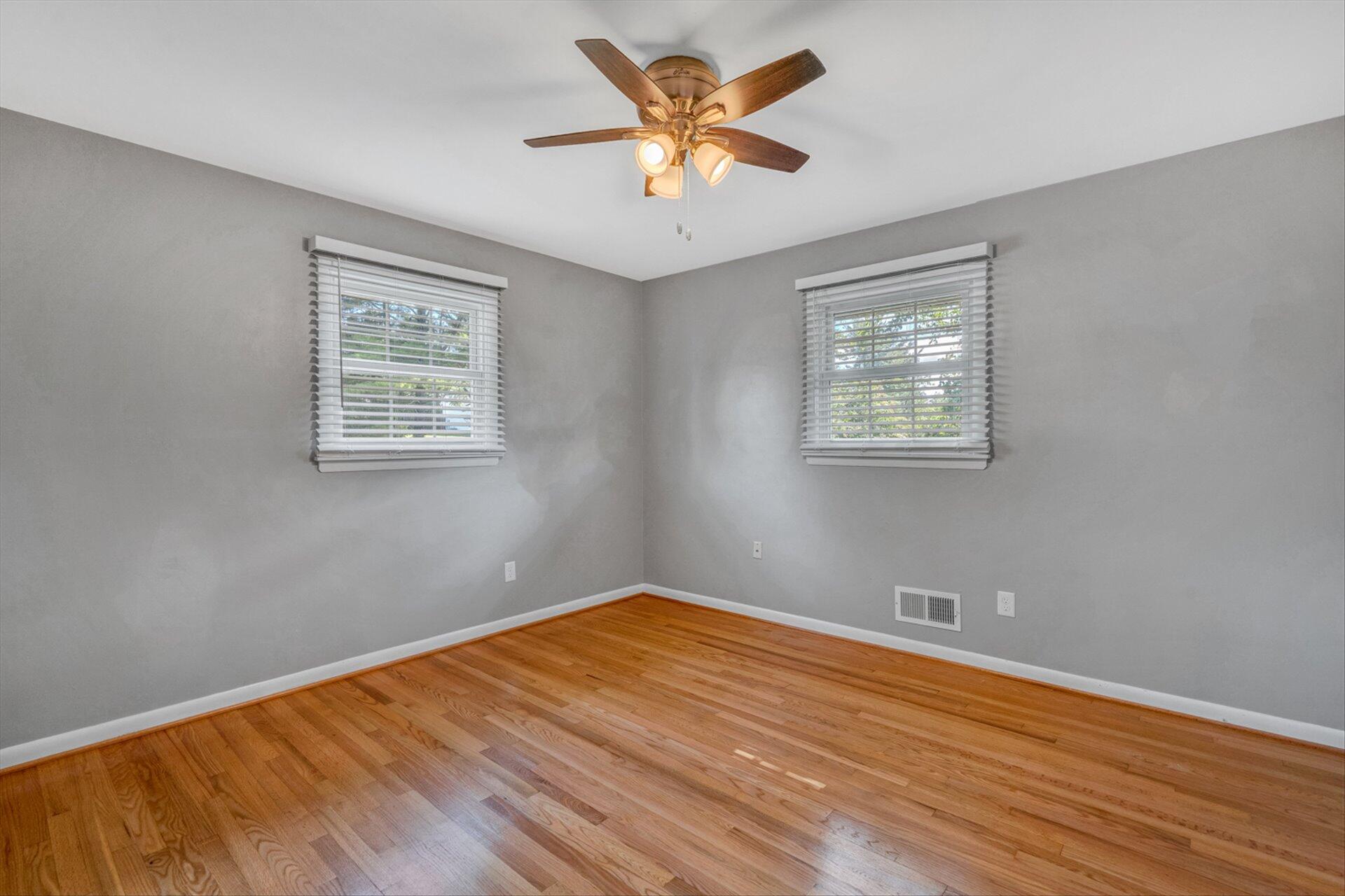 3102 Longhorn Road Roanoke, VA 24018 - Photo 14 of 44 14-DSC8217