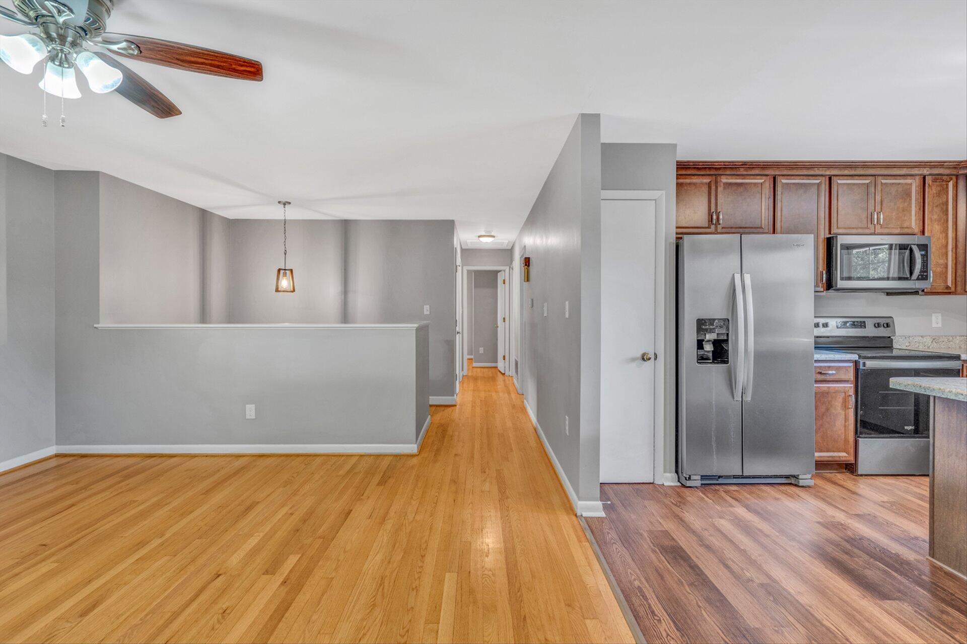 3102 Longhorn Road Roanoke, VA 24018 - Photo 8 of 44 08-DSC8205