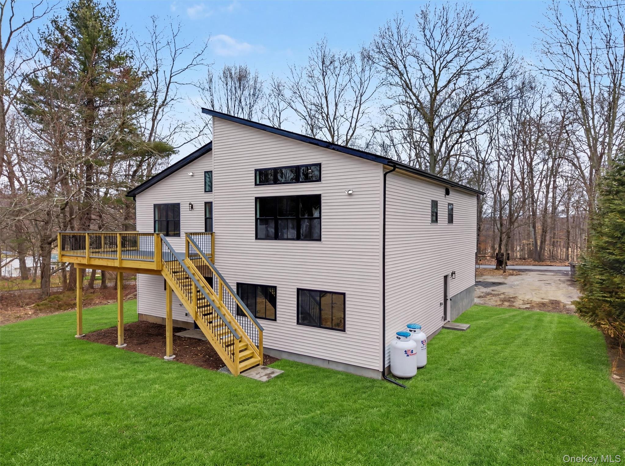 93 York Road Bloomingburg, NY 12721 - Photo 39 of 41