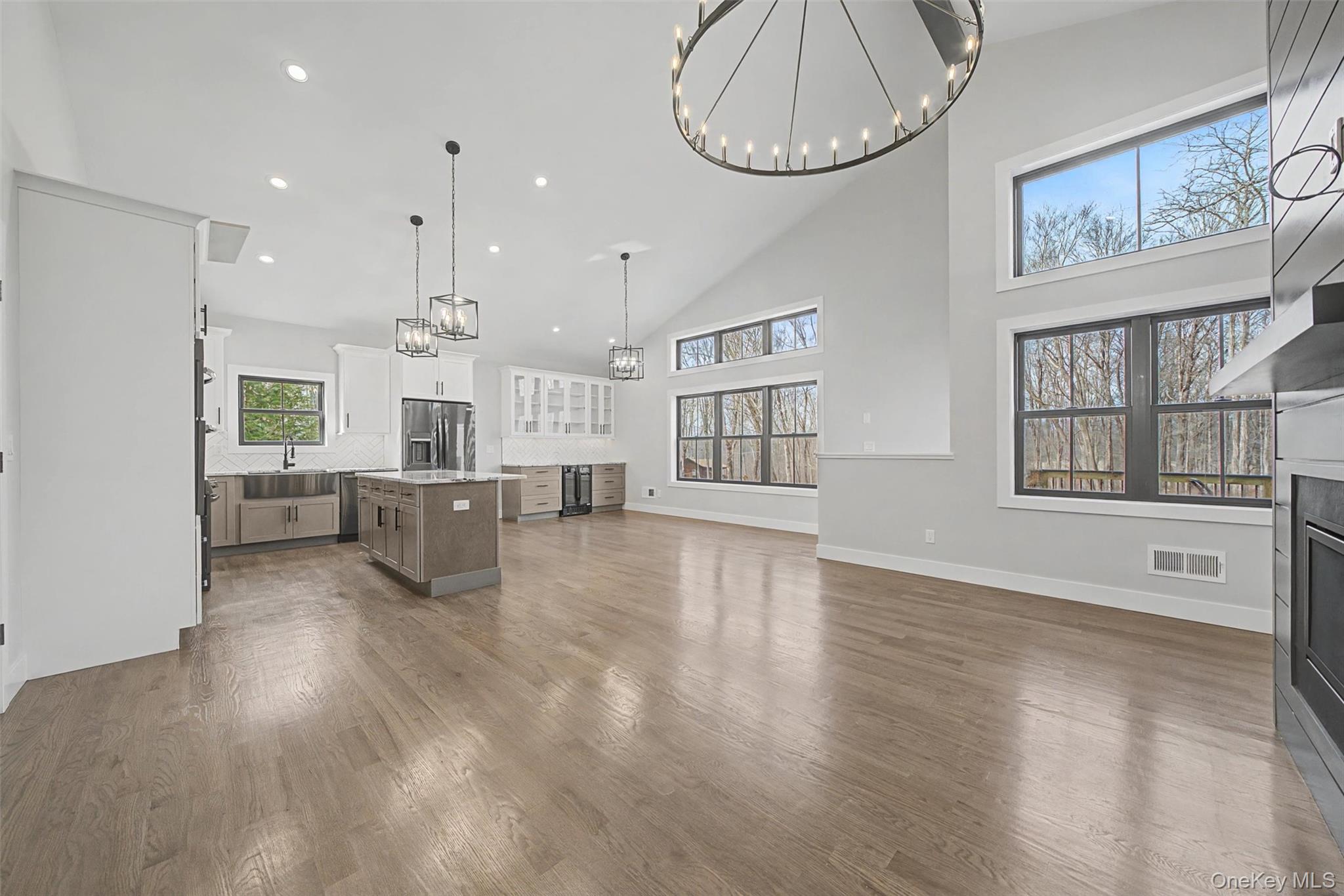 93 York Road Bloomingburg, NY 12721 - Photo 9 of 41