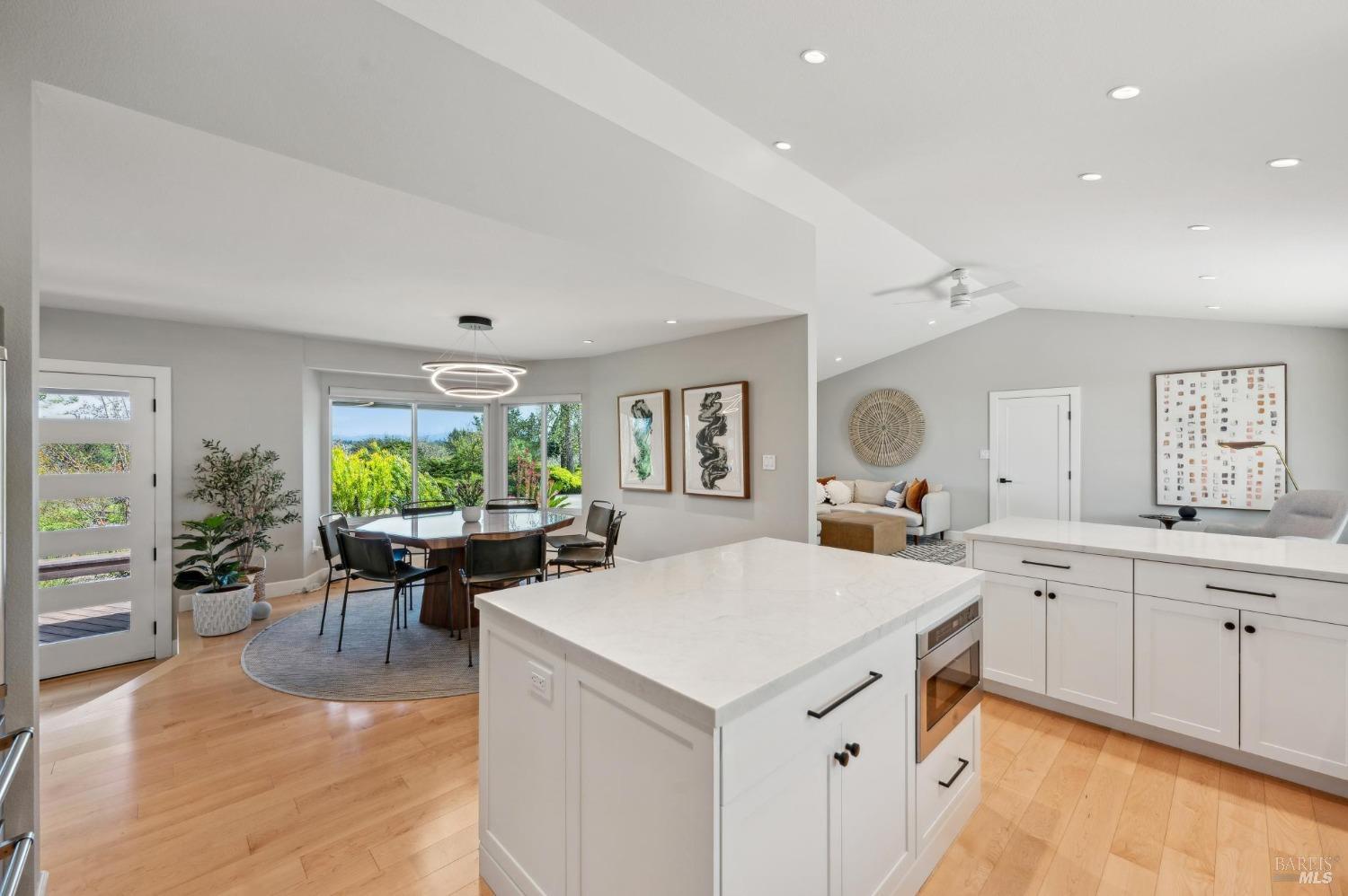 10750 Green Valley Road Sebastopol, CA 95472 - Photo 14 of 36 Gallery Image 14
