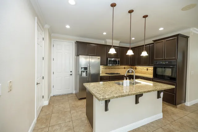 $825,000 | 1537 Atlantic Avenue, Ripon, CA 95366