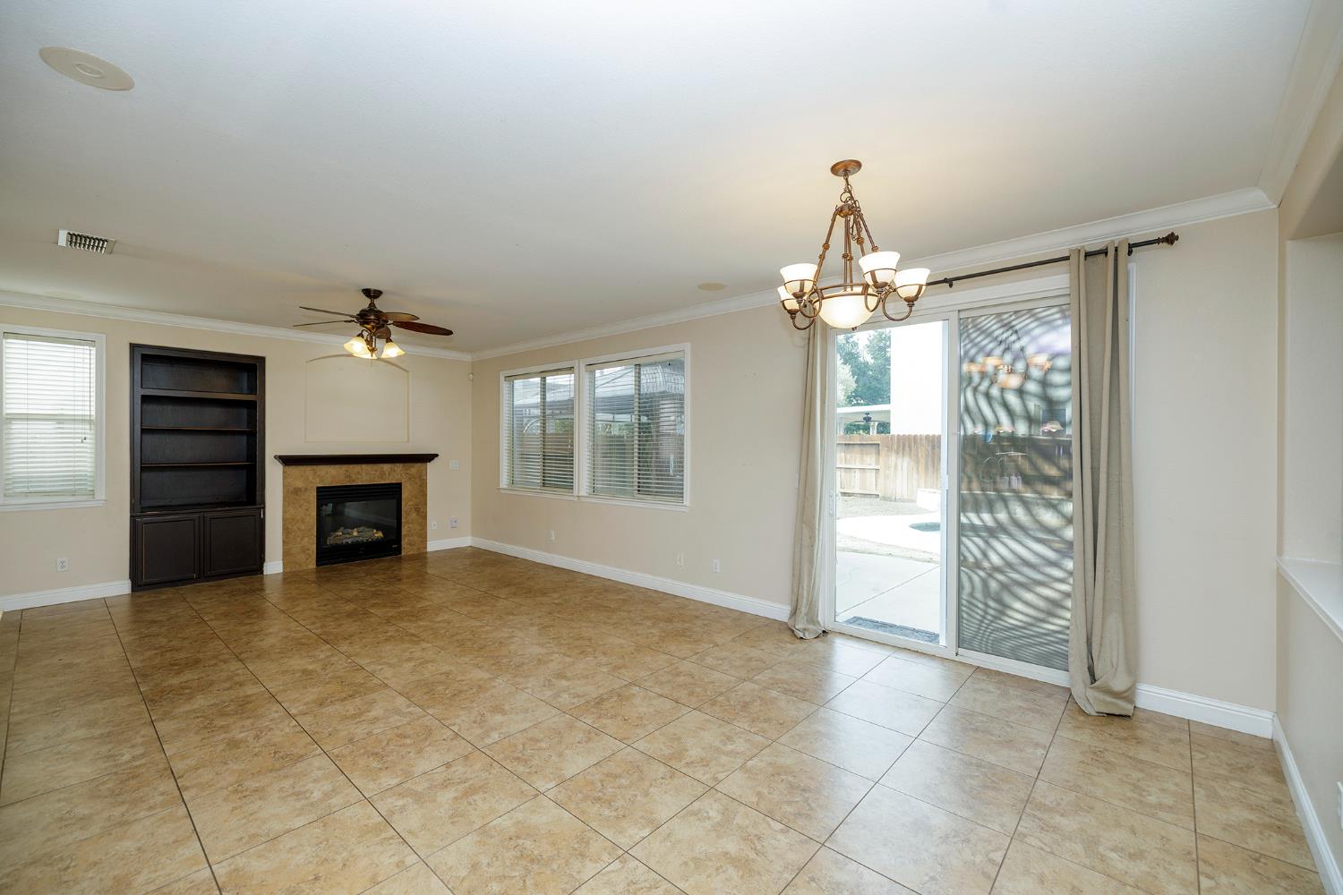 1537 Atlantic Avenue Ripon, CA 95366 - Photo 9 of 65