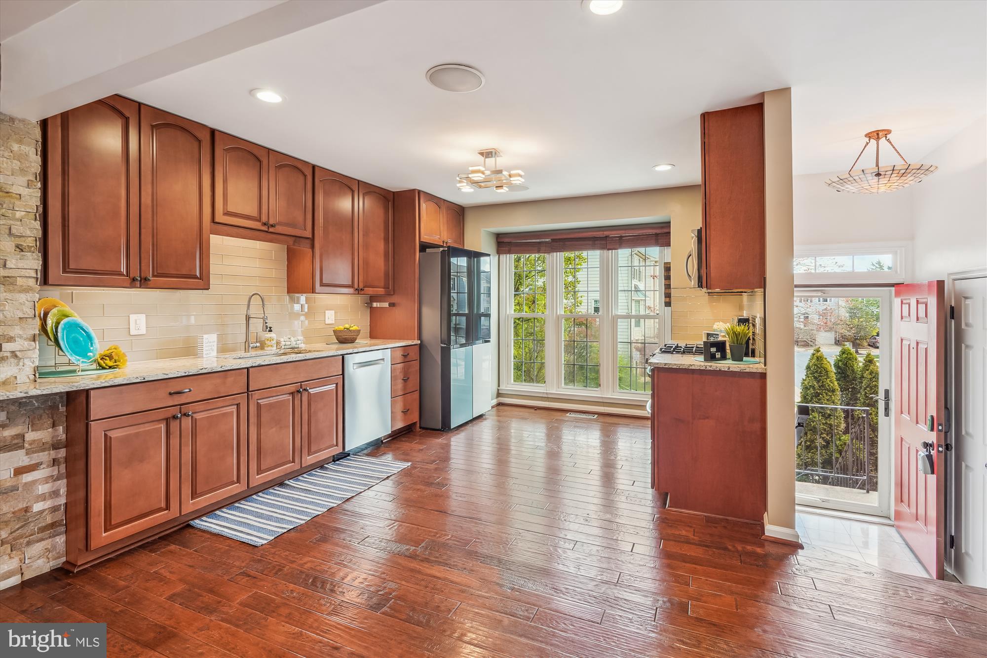 46940 Rabbitrun Terrace Sterling, VA 20164 - Photo 3 of 60 Renovated Kitchen