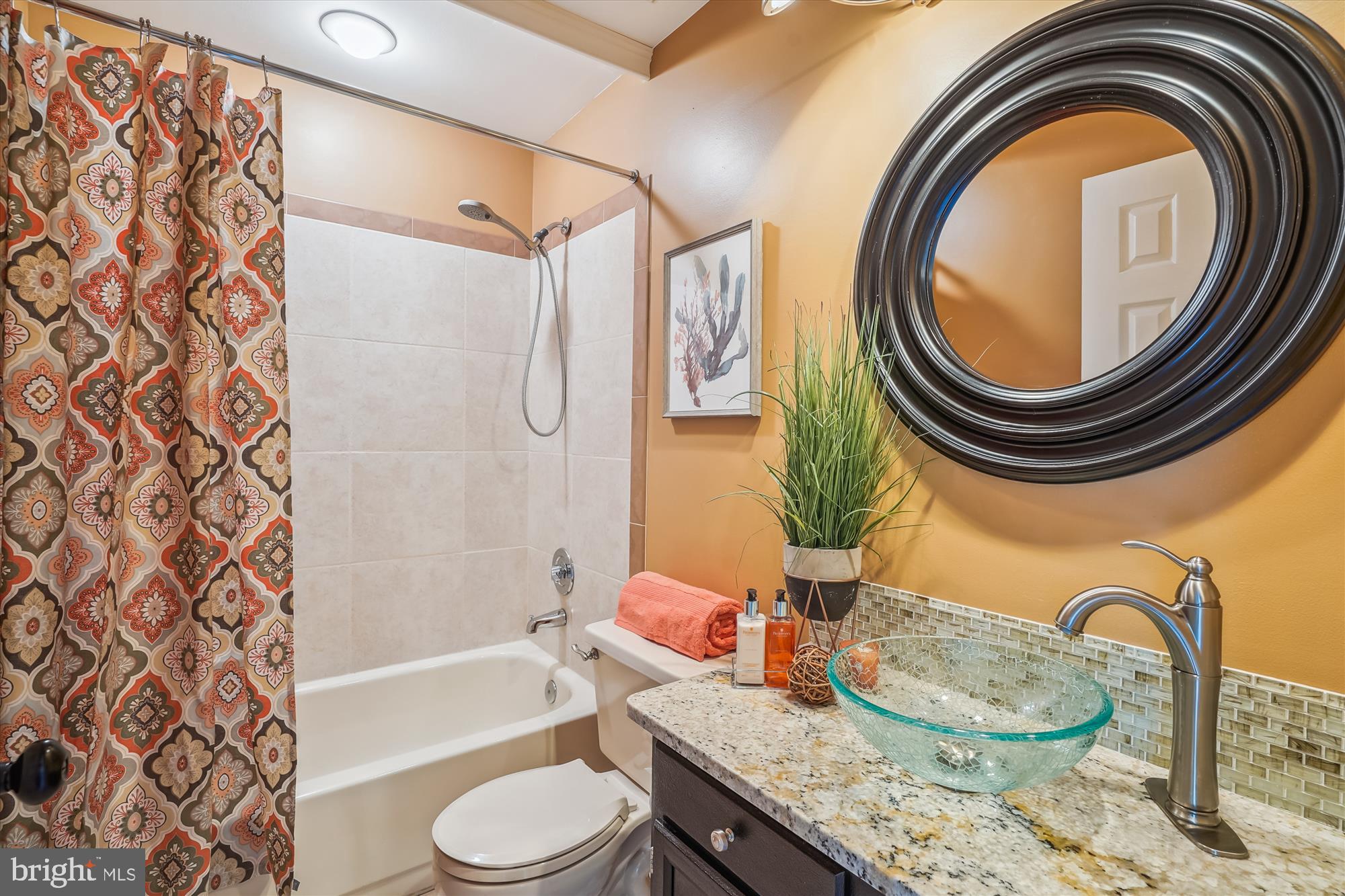 46940 Rabbitrun Terrace Sterling, VA 20164 - Photo 33 of 60 Renovated 2nd Full Bathroom