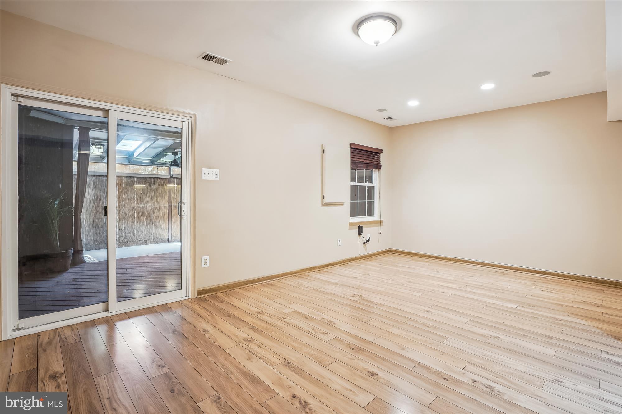 46940 Rabbitrun Terrace Sterling, VA 20164 - Photo 44 of 60 Sliding Door to Rear-Yard Oasis