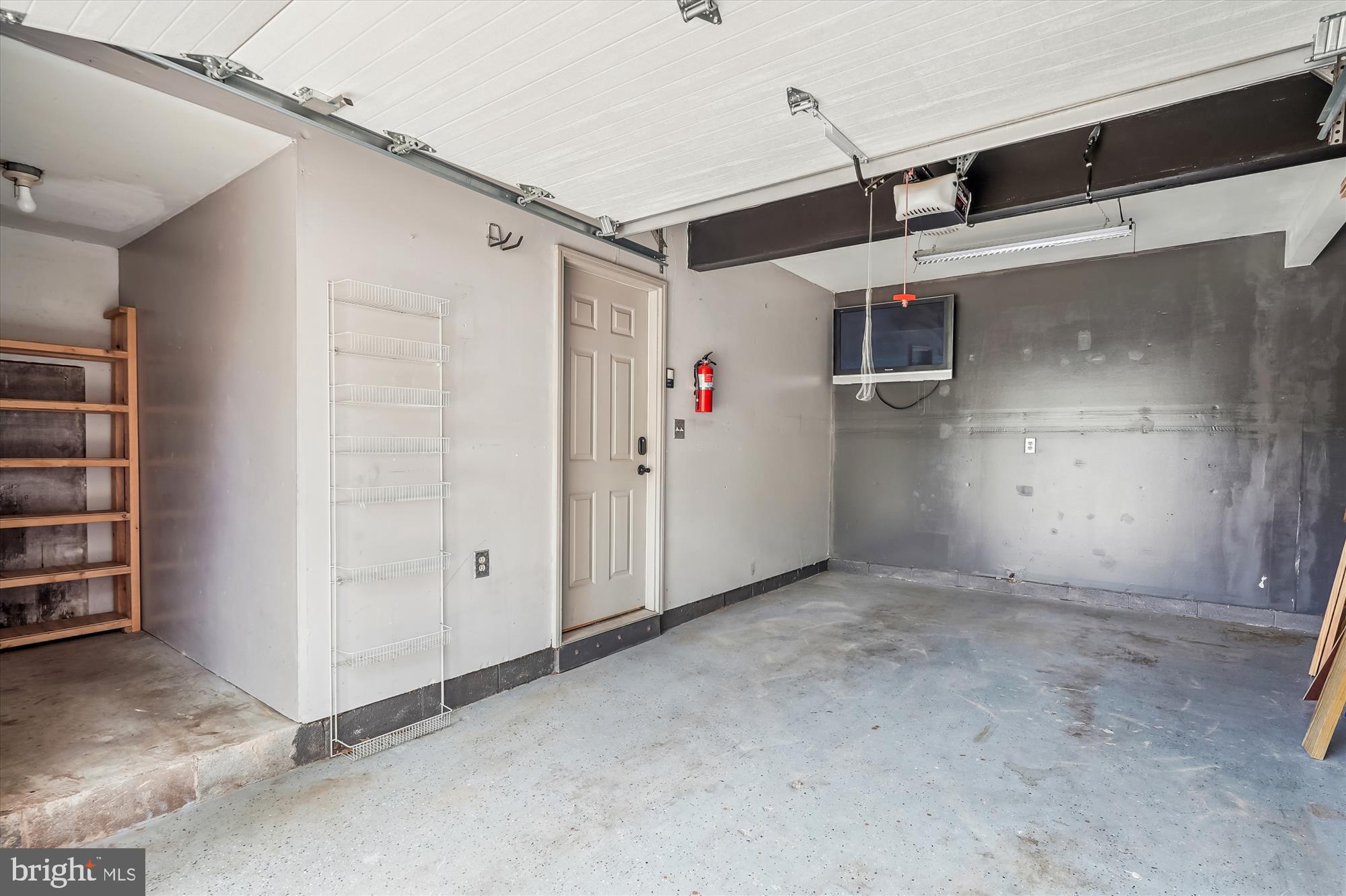 46940 Rabbitrun Terrace Sterling, VA 20164 - Photo 49 of 60 1-Car Garage with Storage Nook